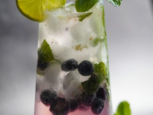 Virgin Blueberry Mojito Mocktail